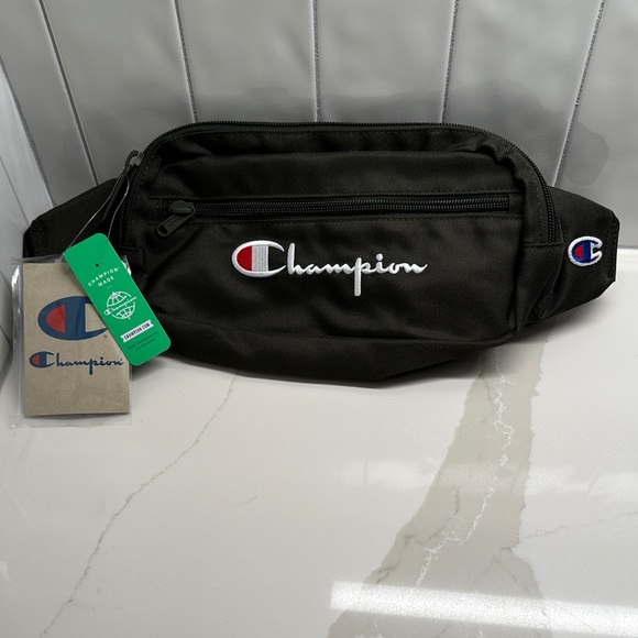Champion Other - NWT Champion Dark Green Belt Bag with Logo